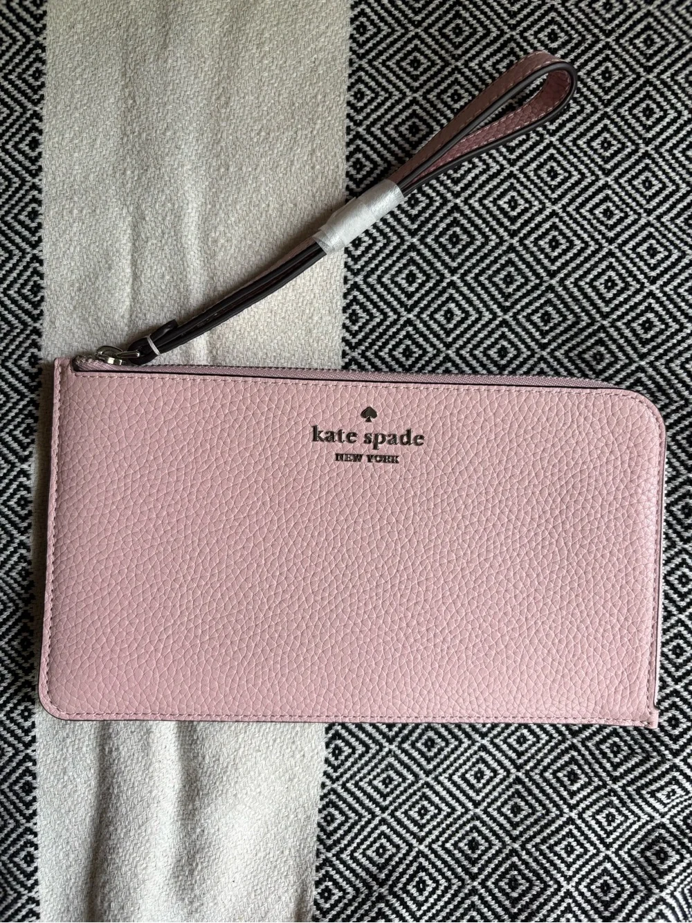 kate spade pink wristlet